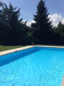vue sur la piscine